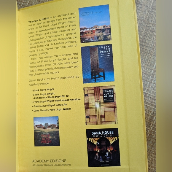 Frank Lloyd Wright Field Guide Vol. 1 - Picture 4 of 8